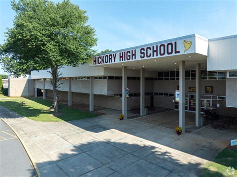 e class record junior high school|Hickory High School NC sophomore balances soccer, football.